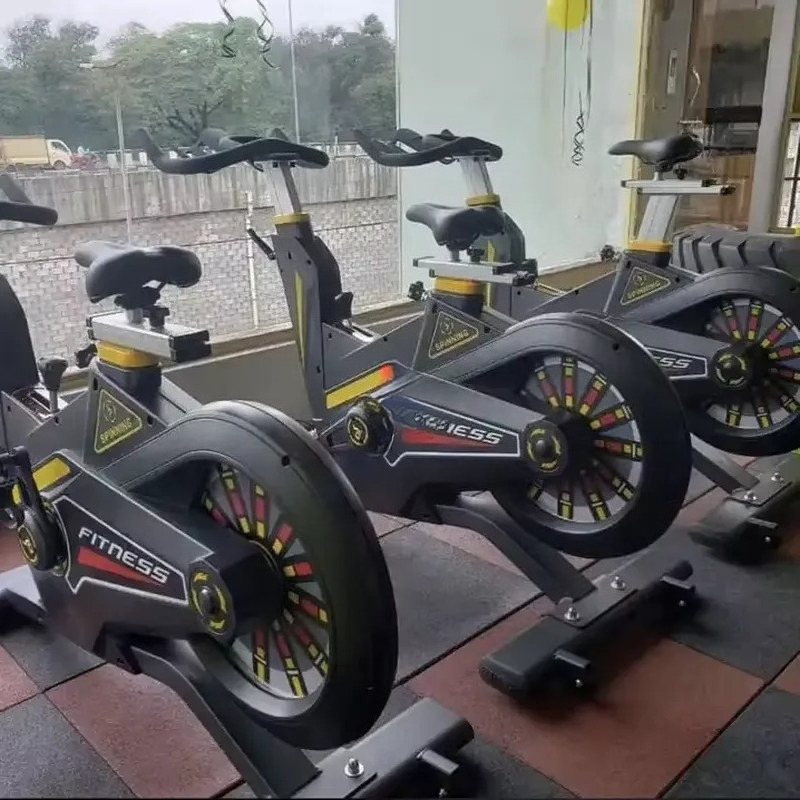 دراجة تمارين داخلية تجارية بنظ - مراجعة Bike Chain وسعره